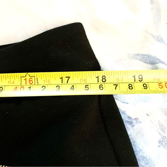 Calvin Klein Modern Essentials Black Stretchy Pants Size 6 Gold Zipper Detailing - Picture 5 of 7